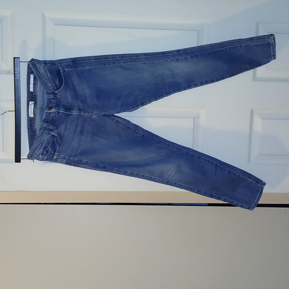 Women's denim  pants.